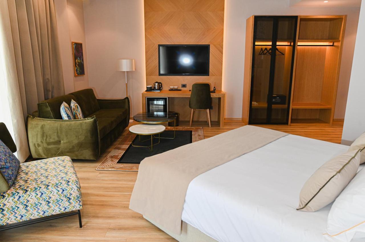 White Hill Hotel, Spa & Conferences ดูร์เรส ภายนอก รูปภาพ
