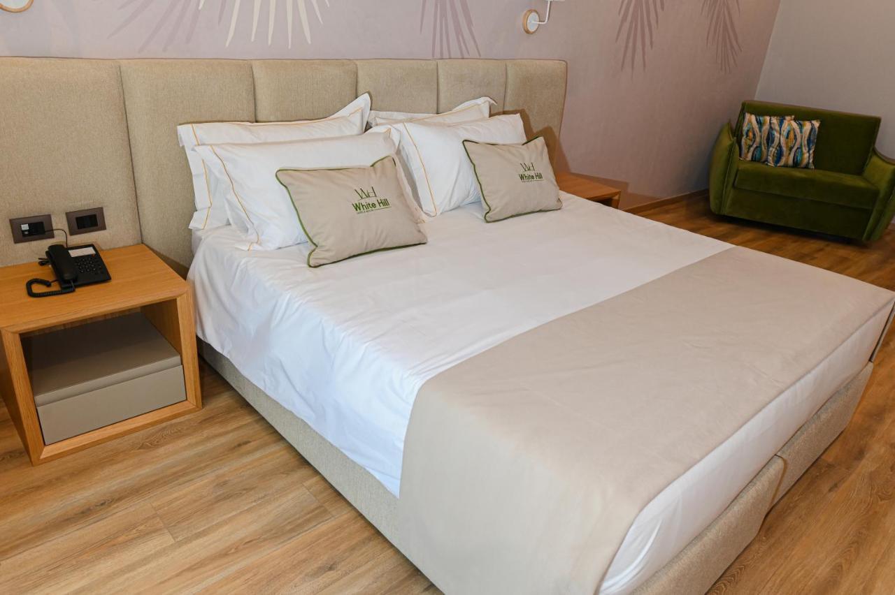 White Hill Hotel, Spa & Conferences ดูร์เรส ภายนอก รูปภาพ