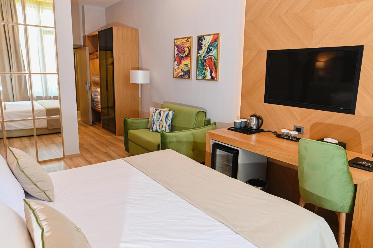 White Hill Hotel, Spa & Conferences ดูร์เรส ภายนอก รูปภาพ
