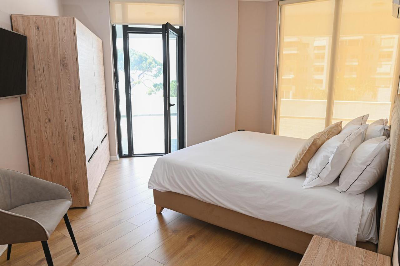 White Hill Hotel, Spa & Conferences ดูร์เรส ภายนอก รูปภาพ