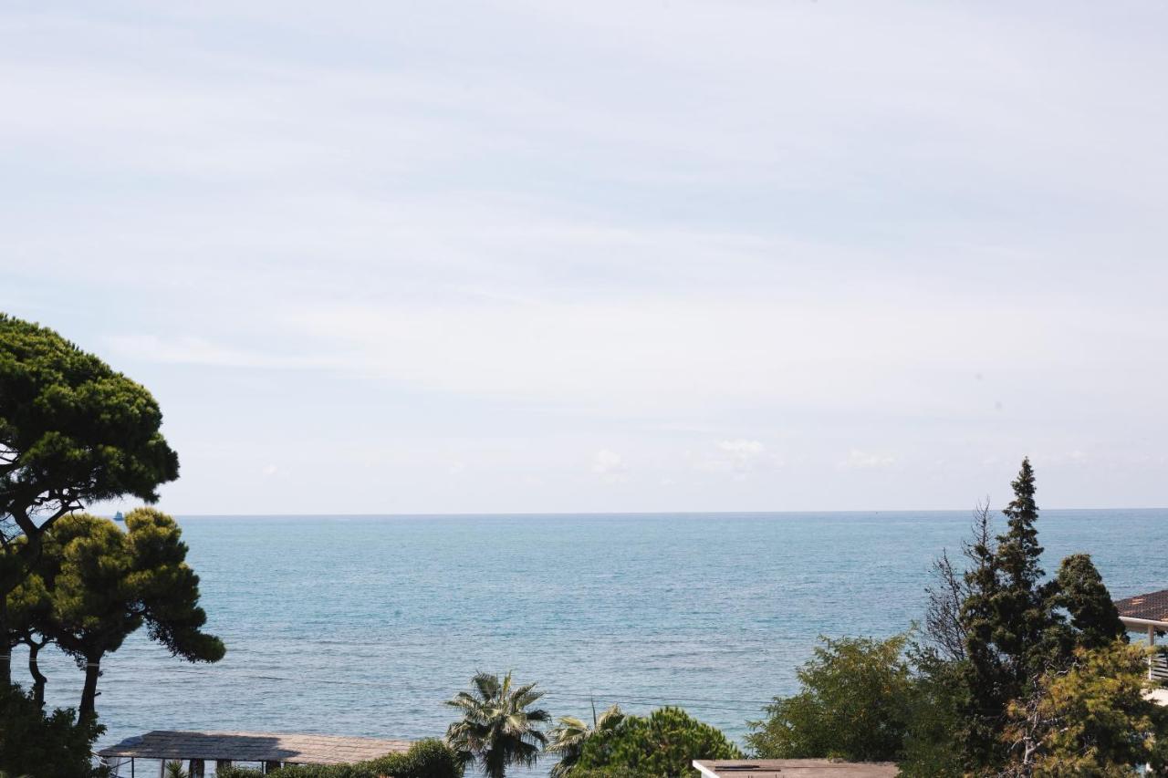 White Hill Hotel, Spa & Conferences ดูร์เรส ภายนอก รูปภาพ