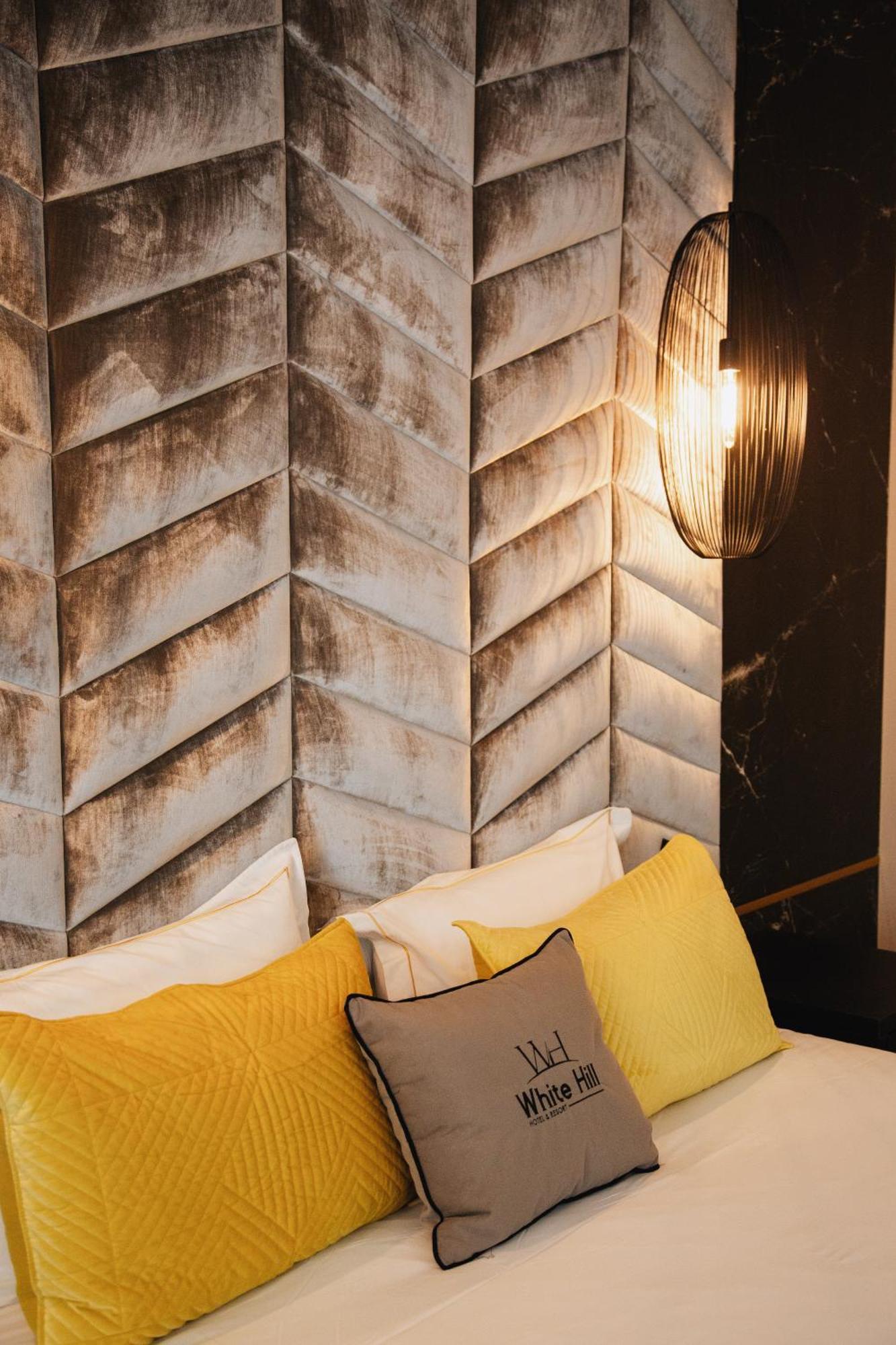 White Hill Hotel, Spa & Conferences ดูร์เรส ภายนอก รูปภาพ